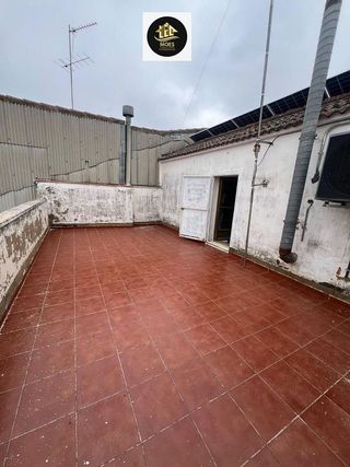 Chalet en venta en Linares