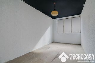 Piso en venta en Bellvitge en Hospitalet de Llobregat, L´