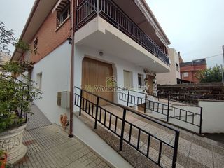 Casa pareada en venta en Serraparera en Cerdanyola del Vallès