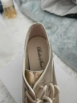 Zapatos dorados talla 37