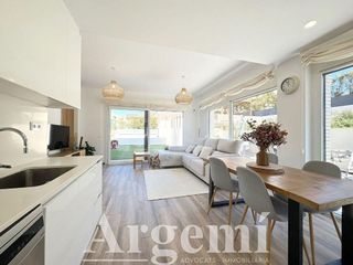 Casa adosada en venta en Palau-solità i Plegamans