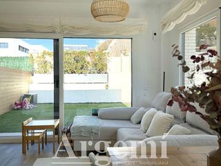 Casa adosada en venta en Palau-solità i Plegamans