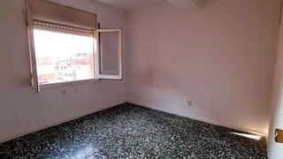 Piso en venta en Riu en Santa Coloma de Gramanet