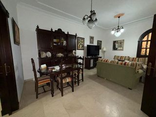 Casa adosada en venta en Pilas