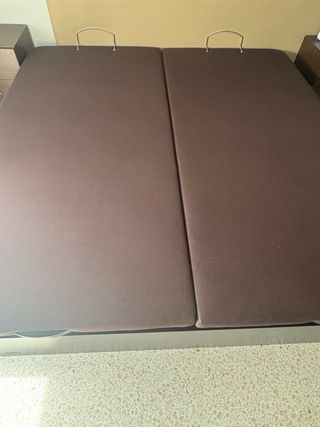 Canapé abatible marrón