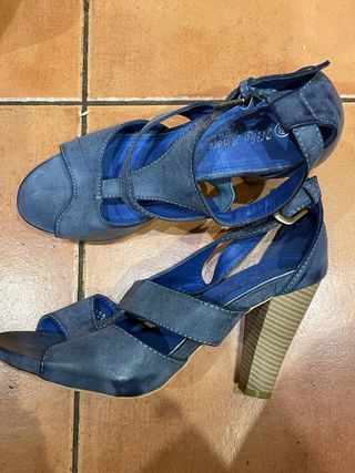 Sandalias Niko Amorino Tacon Azul 39