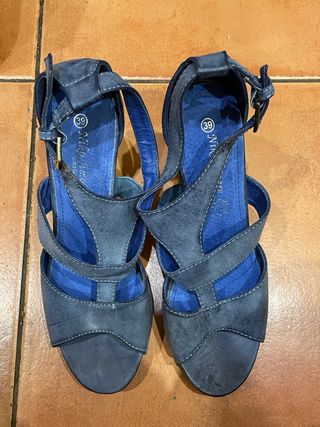 Sandalias Niko Amorino Tacon Azul 39