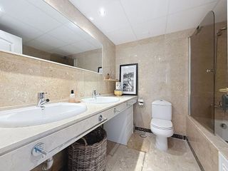 Ático en venta en La Duquesa en Manilva