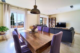 Piso en venta en Istán