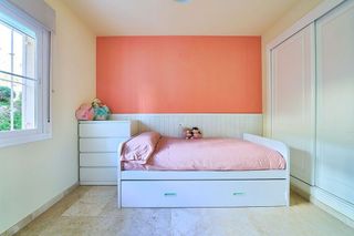 Piso en venta en Istán