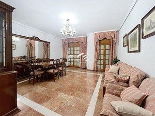 Piso en venta en Lucena