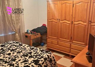 Piso en venta en Linares