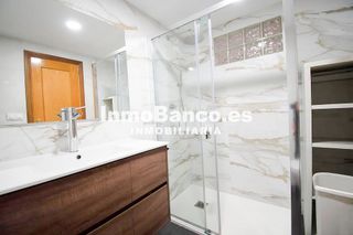 Piso en venta en Torrefiel en Valencia