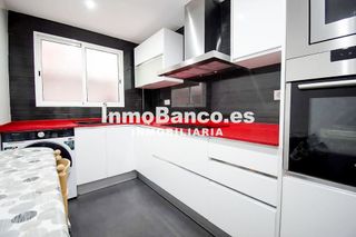 Piso en venta en Torrefiel en Valencia