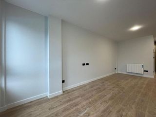 Piso en venta en Cuatro Caminos - Plaza de la Cubela en Coruña (A)