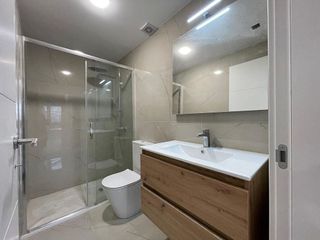 Piso en venta en Cuatro Caminos - Plaza de la Cubela en Coruña (A)