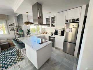 Ático en venta en Los Naranjos - Las Brisas en Marbella