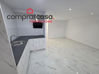 Casa adosada en venta en Padul