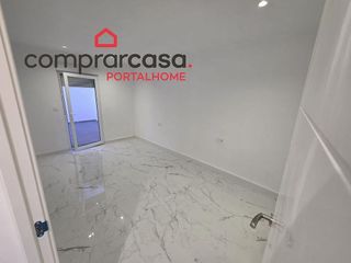 Casa adosada en venta en Padul