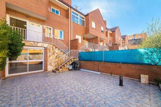 Casa adosada en venta en Loranca en Fuenlabrada