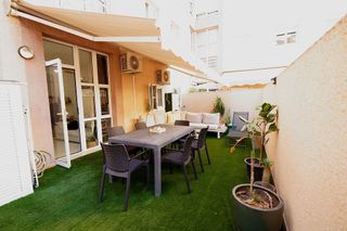 Piso en venta en Santa Catalina - Canteras en Palmas de Gran Canaria(Las)