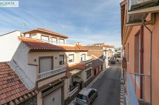 Piso en venta en Avda. De los Ogíjares en Armilla
