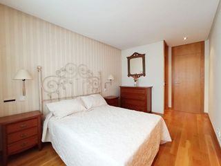 Piso en venta en Plaza España - Villa Pilar - Reyes Católicos - Vadillos en Burgos