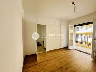 Piso en venta en Santa Margarida en Roses