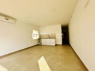 Piso en venta en Santa Margarida en Roses