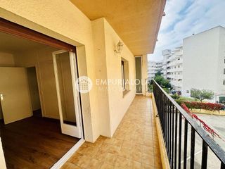 Piso en venta en Santa Margarida en Roses