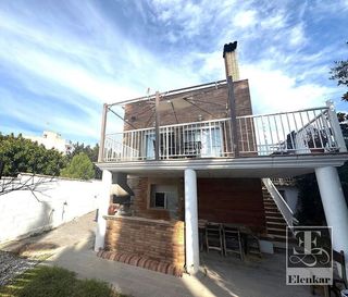 Chalet en venta en Eixample Residencial en Roda de Barà
