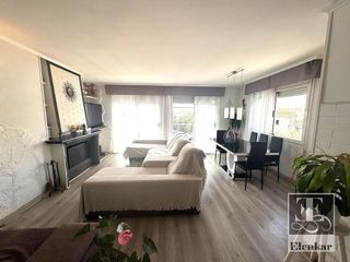Chalet en venta en Eixample Residencial en Roda de Barà