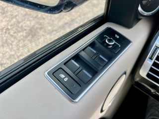 Land Rover Range Rover VOGUE / 4.4 SDV8