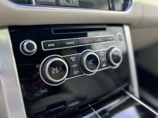 Land Rover Range Rover VOGUE / 4.4 SDV8