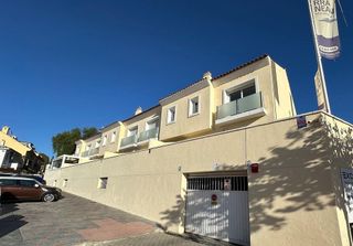 Casa adosada en alquiler en Los Boliches en Fuengirola