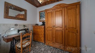 Casa adosada en venta en Parque Victoria Eugenia en Málaga