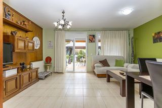 Casa adosada en venta en Caldes de Malavella