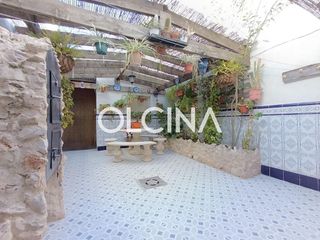 Chalet en venta en Castalla