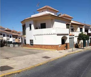 Casa adosada en venta en Lepe ciudad en Lepe
