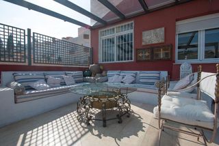 Casa adosada en venta en Bola de Oro - Serrallo en Granada