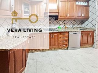 Casa adosada en venta en Vera Ciudad en Vera