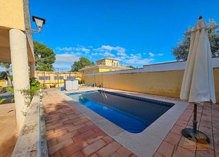 Chalet en venta en La Alcayna en Molina de Segura