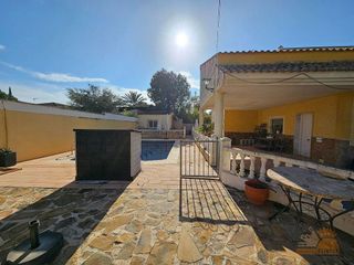 Chalet en venta en La Alcayna en Molina de Segura