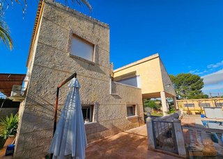 Chalet en venta en La Alcayna en Molina de Segura