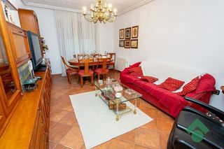 Chalet en venta en La Granja-La Colina-Los Pastores en Algeciras