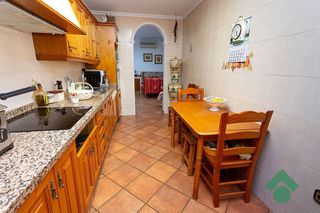 Chalet en venta en La Granja-La Colina-Los Pastores en Algeciras