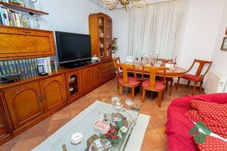 Chalet en venta en La Granja-La Colina-Los Pastores en Algeciras