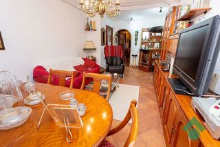 Chalet en venta en La Granja-La Colina-Los Pastores en Algeciras