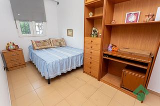 Chalet en venta en La Granja-La Colina-Los Pastores en Algeciras