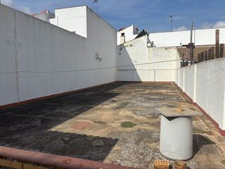 Casa adosada en venta en San Juan del Puerto